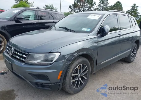 2021 Volkswagen Tiguan Se/Se R-Line Black/Sel z USA, uszkodzony, nr VIN 3VV2B7AX4MM083136